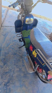 دراجة لا بيع قيم واخذ كلشي ما بية بس فجة كطعت نارية ما اعرف شبية رقم 0...