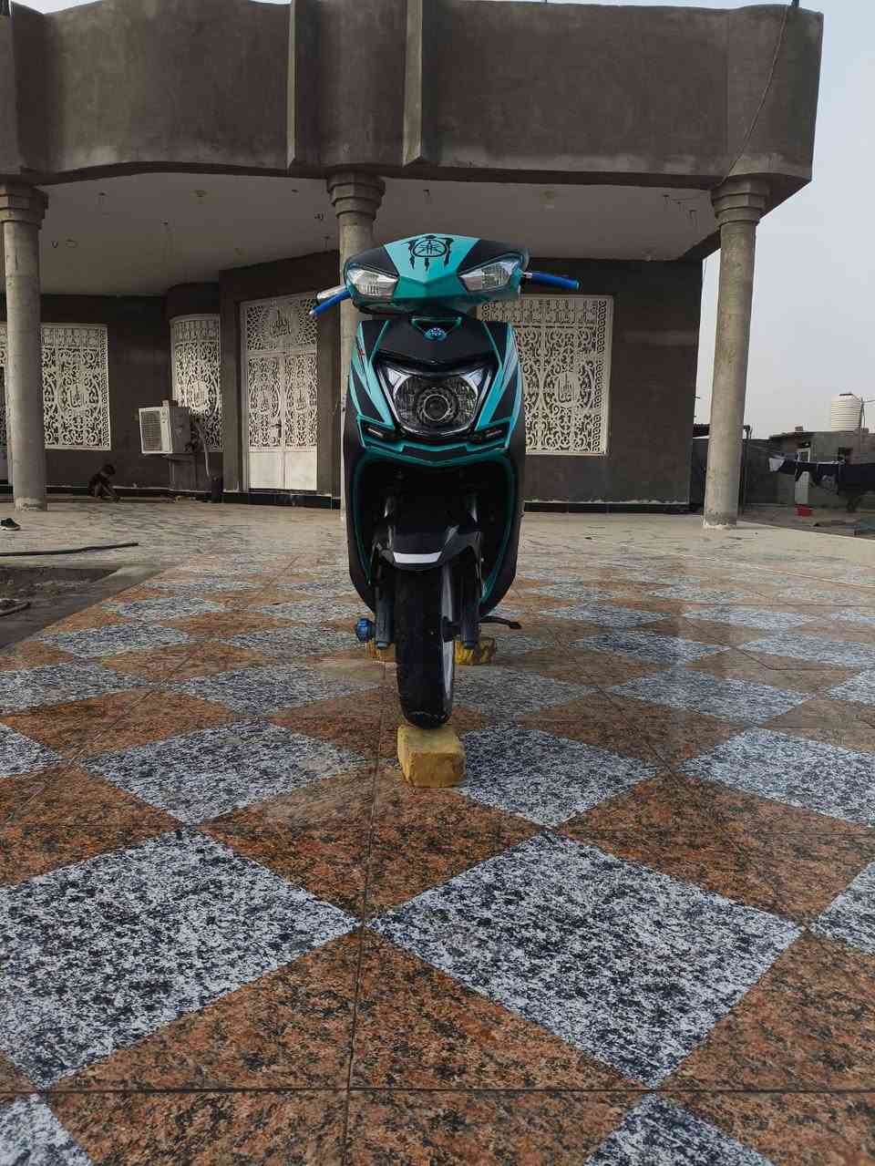 للبيع 
رقمي ***********
دراجه سكس شمعه مكينه ياباني ما مفتوحه
كفر بلادي مختم 
وياله بلادي
كزوز ستيل وبلادي
🟢 اشاير الوان
🔴🔵 لدات الوان
رقم الالمنيوم سبع الوان
سلف وهندز شغل واطلع
كفرها مغلف PPF لون اسود طافي ينشلع بدون اي ضرر للكفر البلادي
دبل رياضي بلادي
صدر امامي رياضي بلادي
كاربريتر تجاري
سعرها 550 وبي مجال
