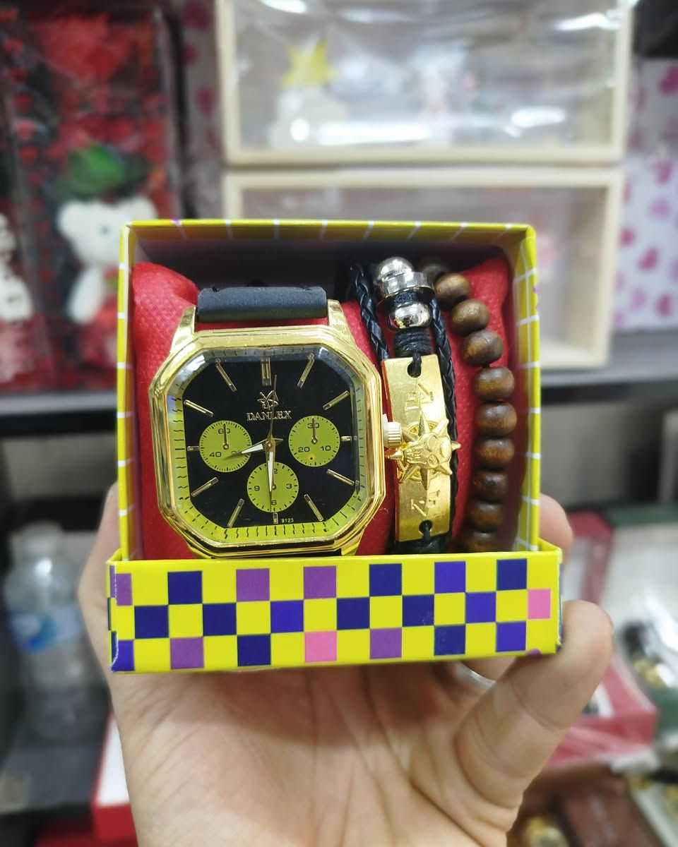 #جديدنا-في عيد الحب، خلي هديتك تحكي عنك ❤️
مو مجرد هدية… رسالة حب
اختَر هدية تترك أثر وتعيش طويلًا
لأن التفاصيل الصغيرة تصنع فرقًا كبيرًا
حبك يستاهل هدية مميزة

#مكتبة_المتنبي_هدايا_قرطاسية_عطور_طباعة_بحوث_عمل____تقرير_كبس_هويا_استنساخ_عادي_ملون
آلُثـقة ❣ۈإآلُتـ,مـيَزً ❣۶نۈإآننإآ
تتوفر خدمة توصيل  جميع انحاء العراق 🚗🚗
العنوان سبع البور ..شارع السوداني ..مقابل مجوهرات الاميرات
للحجز ؏ًـلى الخـَِـَِـَِ🏠ـَِـَِـََِِـَِـَِـَِاص 📩📩
***********
