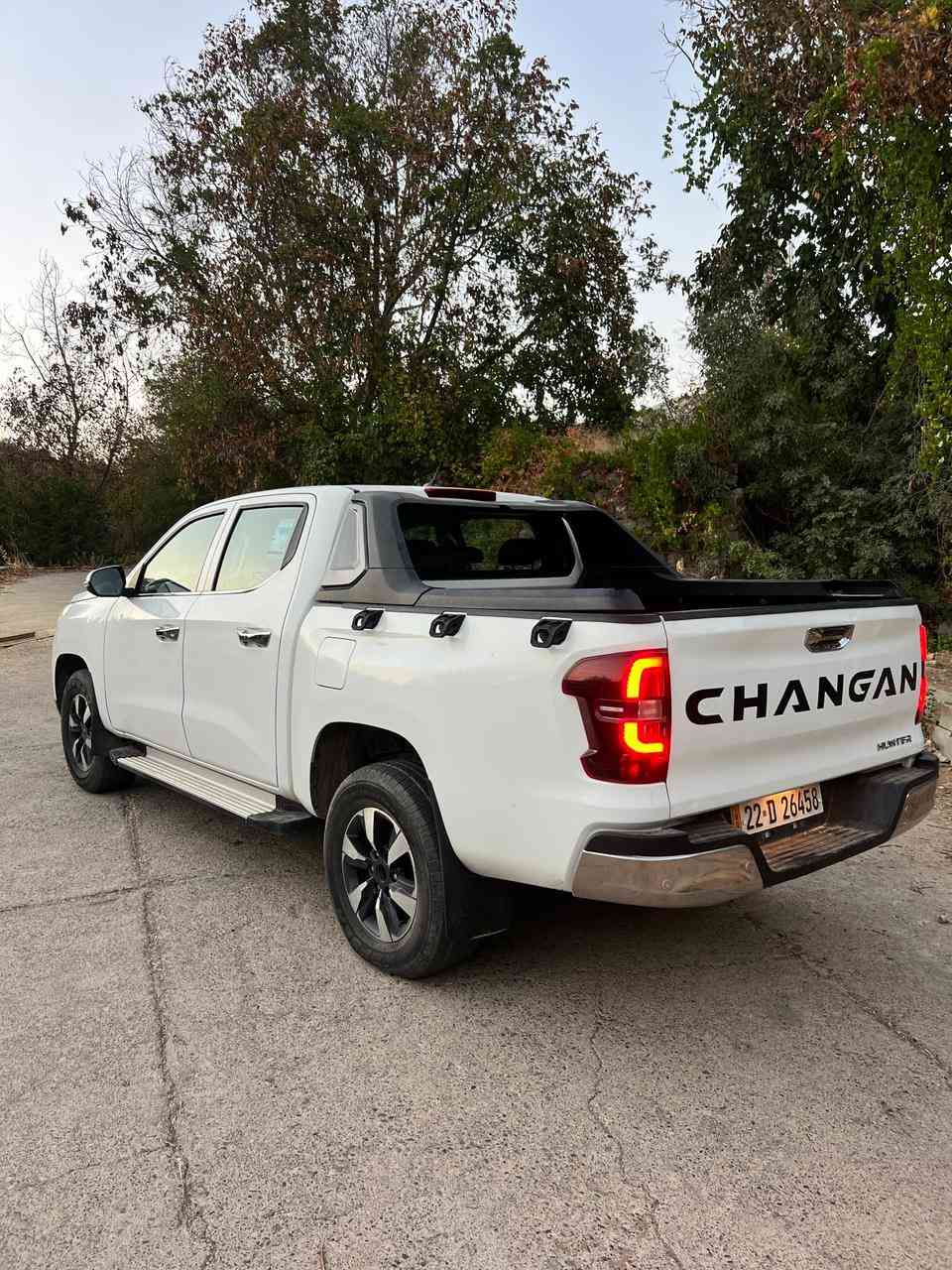 شانجان هونتير الشريكه البخيت موديل ٢٠٢٢ فوول فوول مواسفاته سياره كه ٢ سال زماني شريكه ماوه يك دينار مسروفي تيدا نيه گير مكينه دبل به شه رت سعر ١٨٧ ورقه ژم***********
