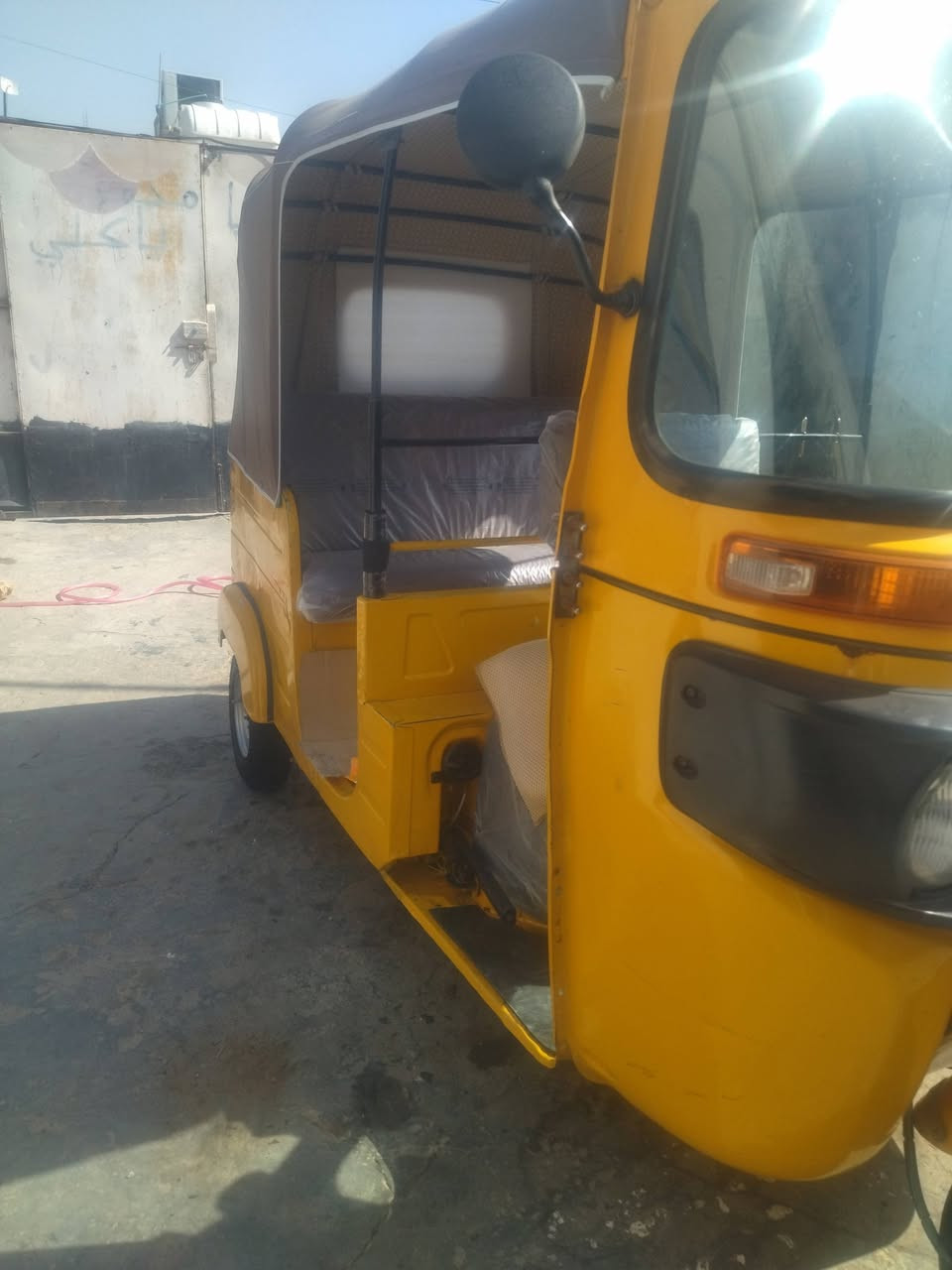 تكتك للبيع موديل 19 اوراق شاكر بالمجر بارد بالصفحه اليمنه اشبر وجو السكن المكسور بارد***********
