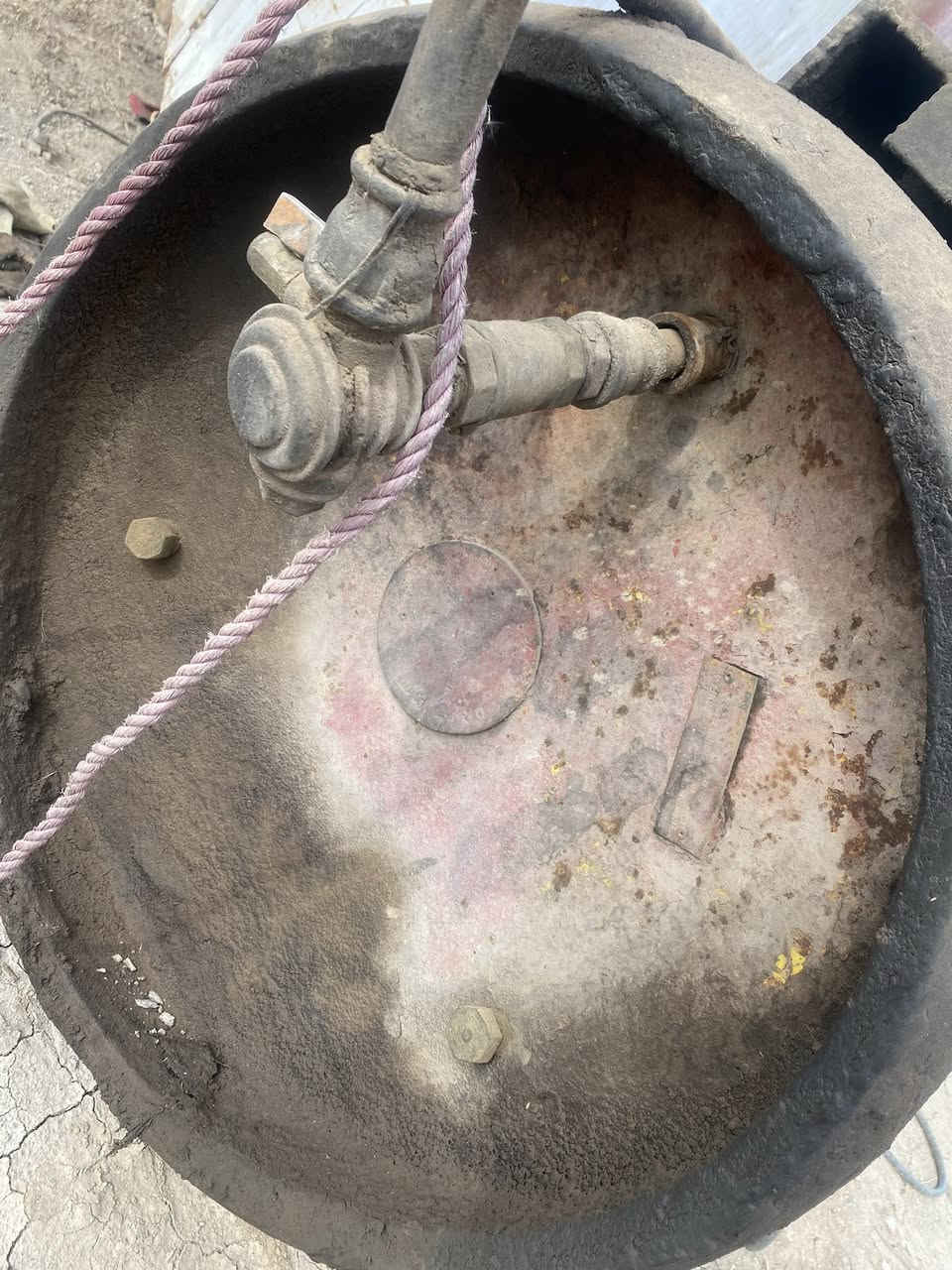 سلام عليكم كمبريسر هوا ابو 600 باون مطور شخاطه جديد تاروسه جديده السعر 500 وبيه جمال عنوان بابل 
***********
