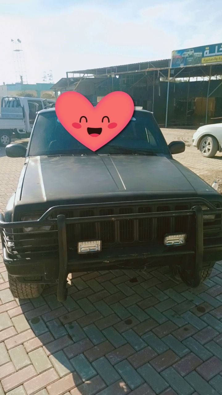 السلام عليكم جيب ادوات شرق جير محرك طقم تاير تبريد شغال تدفئه شغاله كهربائيات كاملهر السعر 20 مكان السياره بيجي رقم الهاتف ***********
