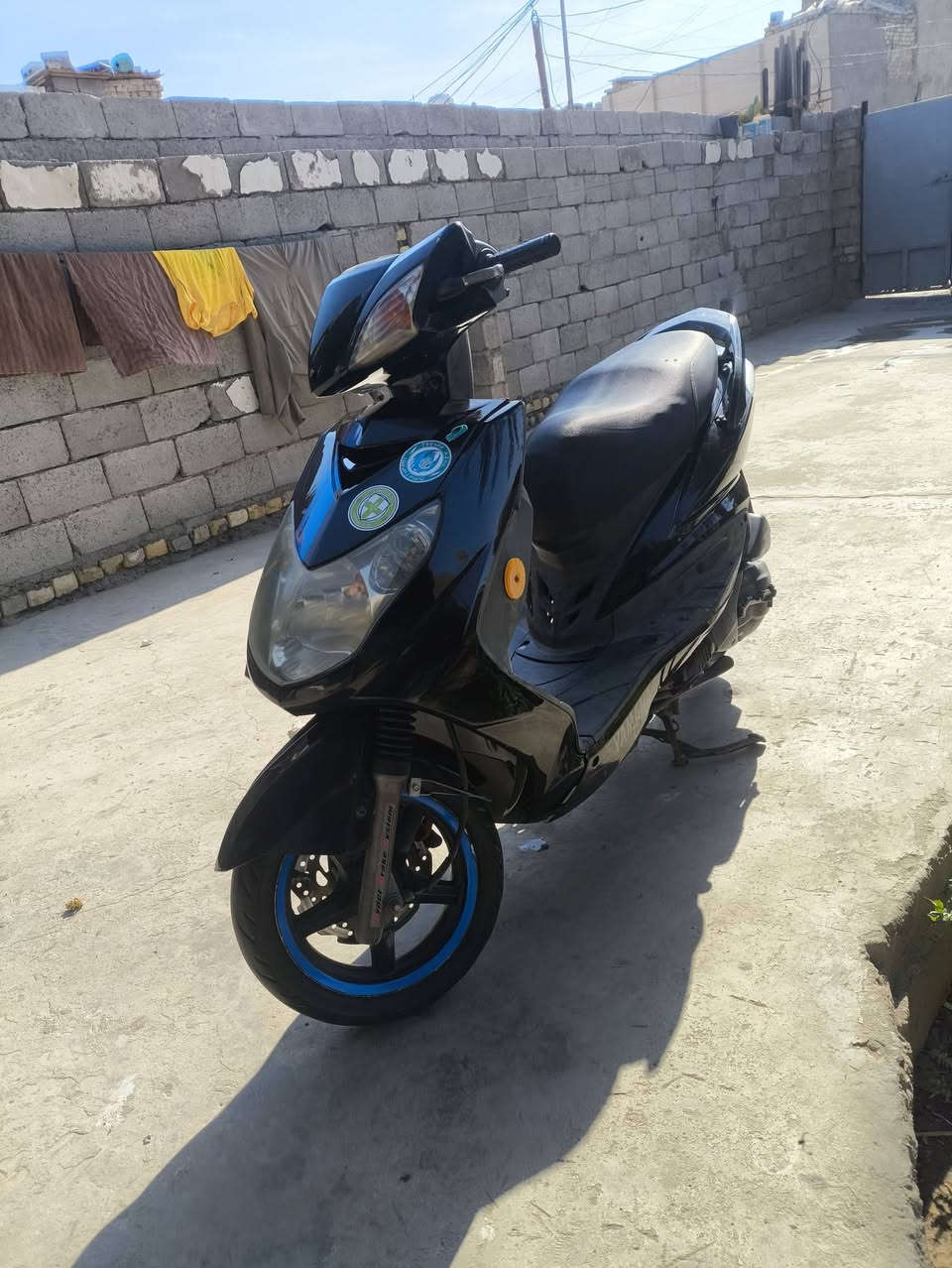 السلام عليكم سكنس للبيع دراجه مال ربمه اي. مابيه نقص بس الكفر تجاري سعر 850 مكاني  زعفرانيه. رقمي ***********
