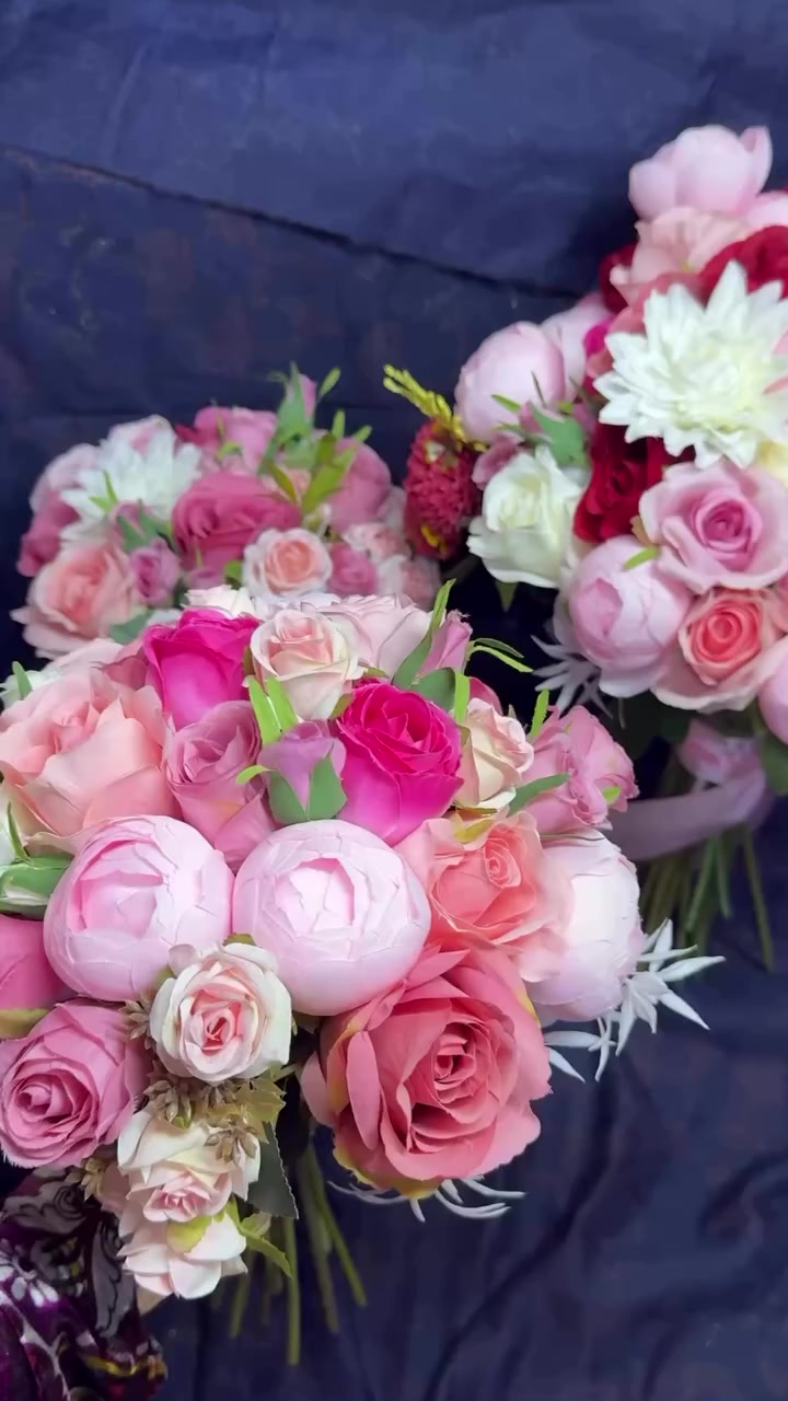 مسكات ورد تخرج صناعي شبه طبيعي


**إذا كنت صاحب هذا الإعلان وتريد حذفه لأي سبب، رجاءا أرسل رسالة إلى الدعم الفني**