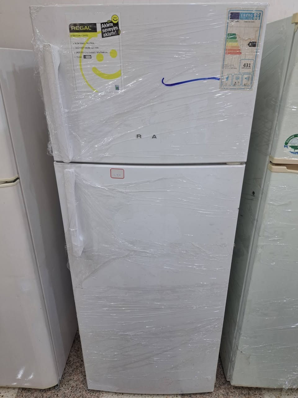 السلام عليكم ثلاجات. جديد  ومستعملات
كلمن وسعره شرط. النضافه والتجميد. 
 #العنوان قرب ملعب #الشطره الولمبي 
#رقمي ***********
