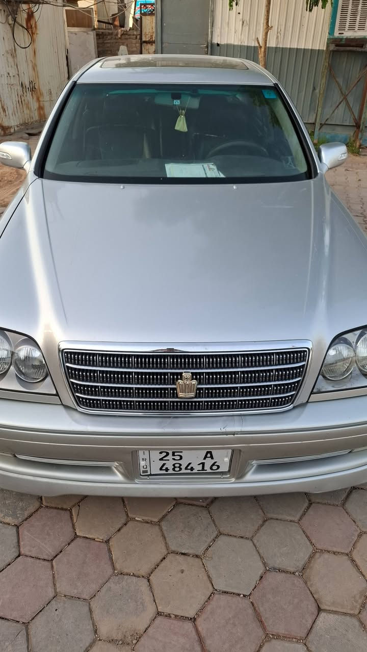 السلام عليكم 
للبيع تيوتا كراون موديل 2003
قرار 48 مدفوع كمرك وضريبه والرقم سنويه ل ٢٠٣٠
تحوير نجف رقم كركوك كرستال اصل
كفاله من الكص والنقل والعيب الشرعي
مداور ثاني يوم
٣دكم. محرك ديفور الكبير السياره جاهزه وحلوه وما عايزه اي شي تخم تاير جديد حداديه جديده العنوان كربلاء الشراي يتصل ***********             ***********
