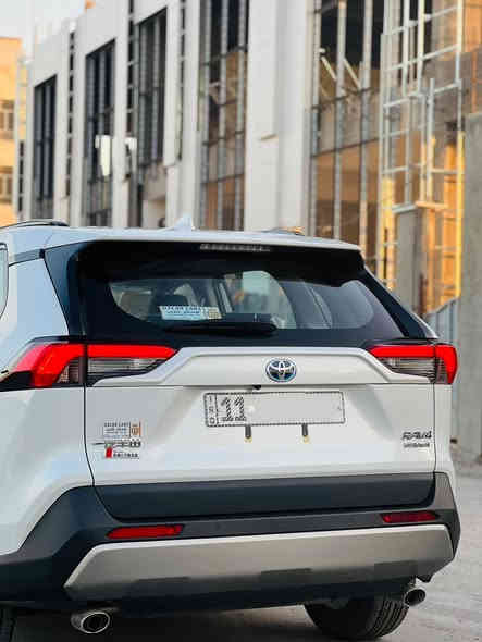 تويوتا راف فور هايبرد 2024

مرقمة بغداد باسمي مكفولة ماشية 10الاف كيلوا

ياباني تجميع الصين 

*حجم المحرك 4CYLINDER 2.5L 

*مرتبط بناقل حركة أوتوماتيك

*مفتاح التشغيل بصمة 

*بانوراما

*اريل نفكيتر 

*حساسات أمامية 

*حساسات خلفية 

*رادار

*لايت زينون + LED 

*كشافات 

*بك لايت LED 

*حجم الاطار 225/60R18

*ويل كب 18

*4 دسك

*حساسات ضغط الاطارات 

*اشارة في المرايا الجانبية 

*المرايا قابلة للطي كهرباء

*ماسحة خلفية

*عدد AIR BAG 9

*هاند بريك كهرباء 

*ا ABS

*دشبول ديجتال 

*شاشة Apple Car play 

*5كاميرات 360 درجة

*مثبت السرعة Cruise 

*المودات والاوامر الصوتية

*ا Bluetooth 

*مخرج منفذ الطاقة 

*تتسع المقصورة ل 5 ركاب

*المقاعد جلد+كهرباء

*كشنات تدفئة

*قطعتين تبريد

*تحديد المسار

*أوضاع القيادة Drive Mode 

*أوتو هولد 

*نظام مانع الانزلاق 

*حاملات الأكواب 

*السعر 270 وبيه مجال

للاستفسار ***********

العنوان: بغداد زيونة
