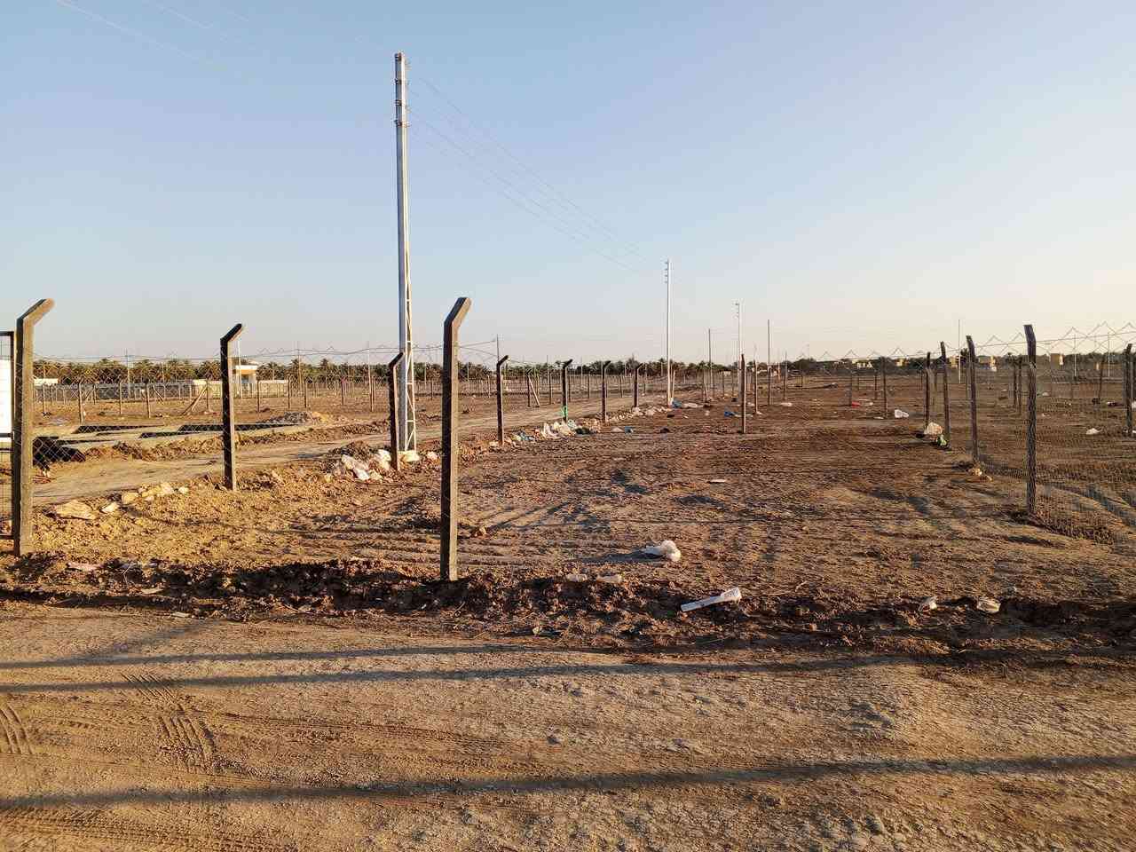 السلام عليكم 
قطعة لبيع 
مساحة 200 متر طابو زراعي سند 25 
الموقع حي بابل 
قرب الطاقه 
شارع 10 متر ركن على شارعين 
اي استفسار 
‏‪***********‬‏
