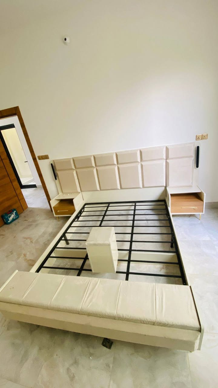 💥سحر الابداع يقودكم الينا 💥
     اجمل غرفة منام🧿🧿

اطلبها مع الشد⚒️⚒️⚒️ والنقل 🚛🚛🚛مجاني داخل  الحله.  

للاستفسار اكثر يرجى مراسلة الصفحة 📨📨او الاتصال بالرقم 

   

 تتكون. من.  11 قطعه     

        السعر مليون و475               

    للاستفسار الاتصال             ***********
او واتساب 📲📲

 اوزور معرض رويال للغرف التركية العنوان/ حلة باب  المشهد 

مقابل مصور بشير  

مجاور مصرف الرافدين.
