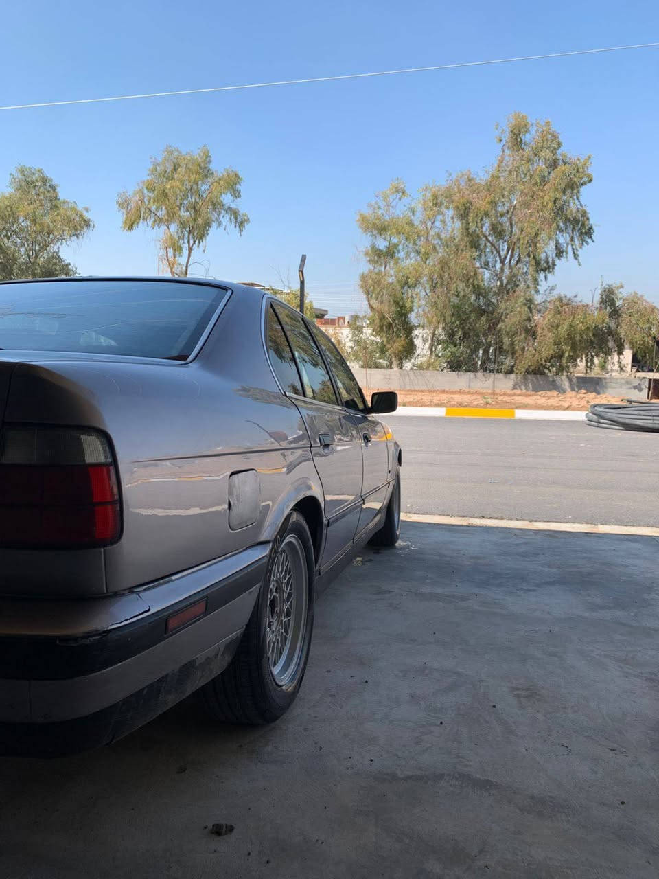 سلام عليكم بيأم525موديل1991رقم اربيل شرط تحويل وكاله محرك مسكر تك فانوص بجم عويض سقف سلايت اربع جام كهربأ دبل أيرباك دبل جكمجه كير عادي يشك الكاع صدر امامي خلفي جديد تخوم تاير جديد بدون ضربه صبغ جماليه فقط مكان دياله خانقين رقم ***********
سعر 52وبي مجال للطيبين
