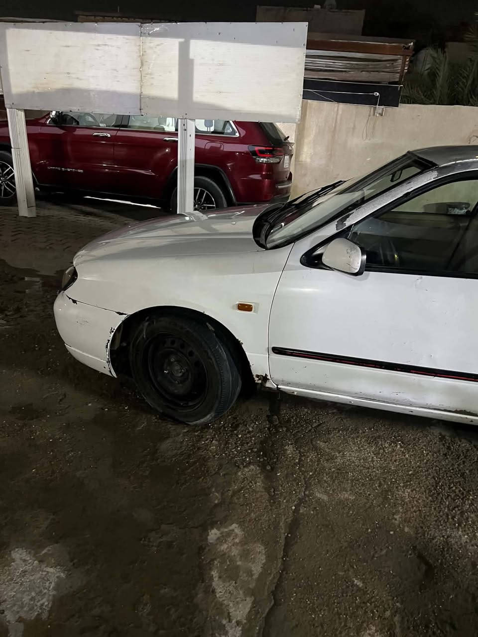 السلام عليكم نيسان بريميرا 2001 بية كير ومكينة وعقل 2010 سيارة مال نيسان السعر 28ورقة  وبية مجال 
***********
