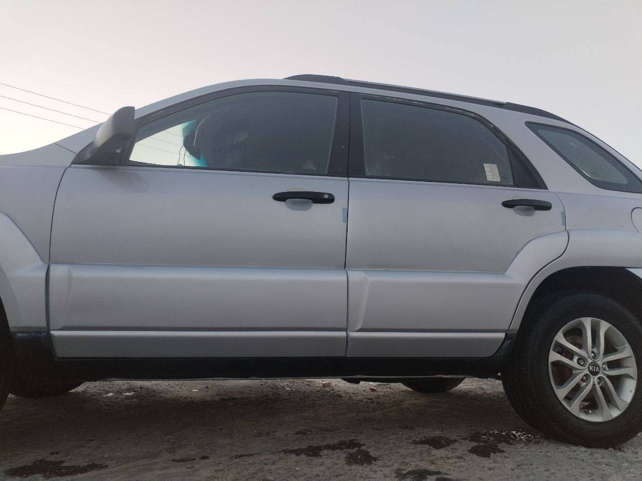 🛑KIA Sportage🛑
سلام عليكم كيا سبورتج خليجي  2008 محدثة 2010 مكينة  2000 توني شادهة هية وتفرعات شرط زيرو كير بشرط داخل جديد بيهة ملاحظات بسيطة مكانات بارد وتلكيط خياس
 ولباقي كلة مكفول وعل فحص سنوية مخلصة شرط المداور مكاني بصرة
 *********** يتوفر واتساب
🛑السعر 108 ورقة و بيها مجال
