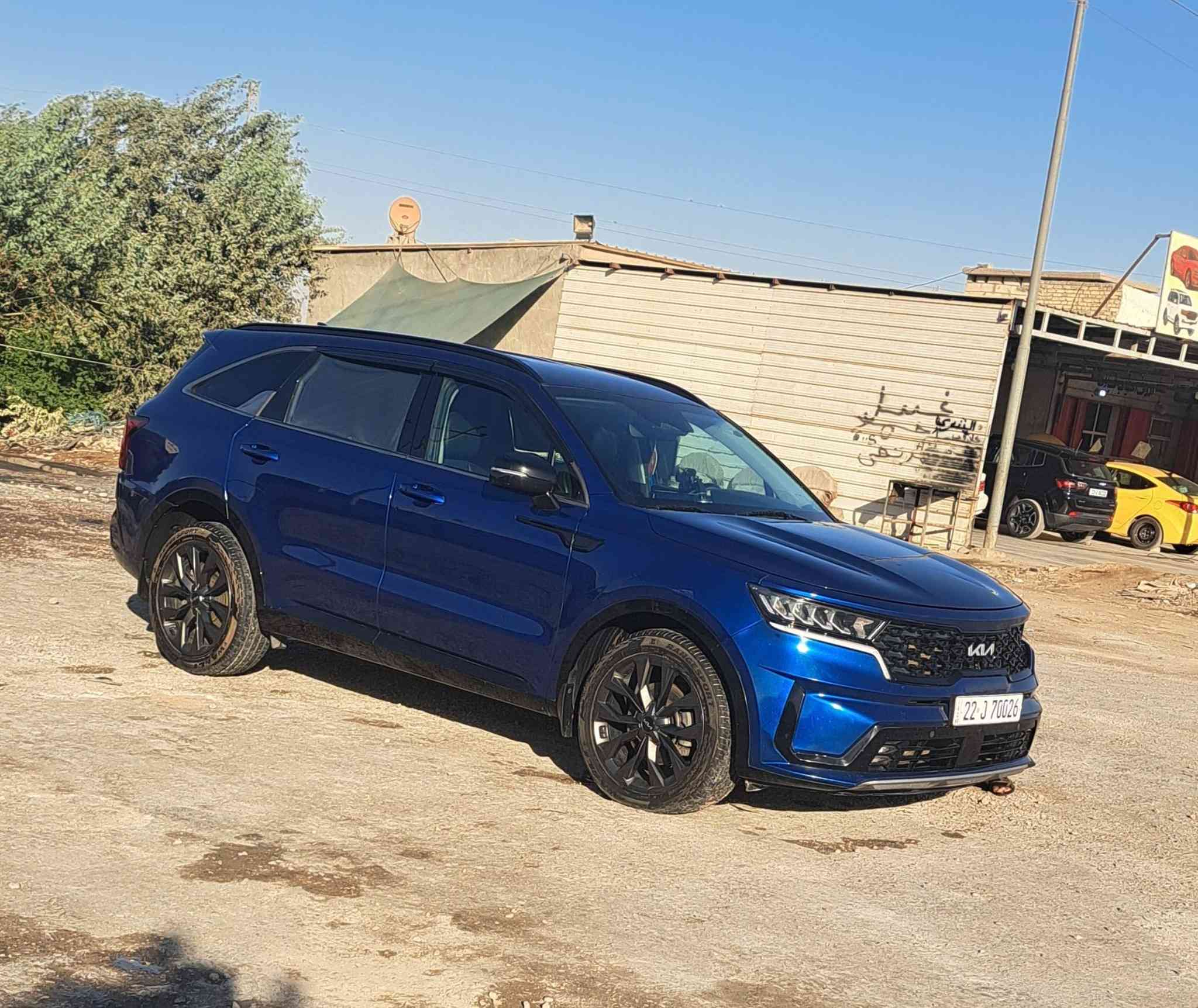 السلام عليكم 
سورنتو امريكي اربعة سلندر للبيع موديل ٢٠٢٢ رقم أربيل ماشية 50 السعر ٢٤٠ مكان السيارة واسط اي استفسار الاتصال ***********
