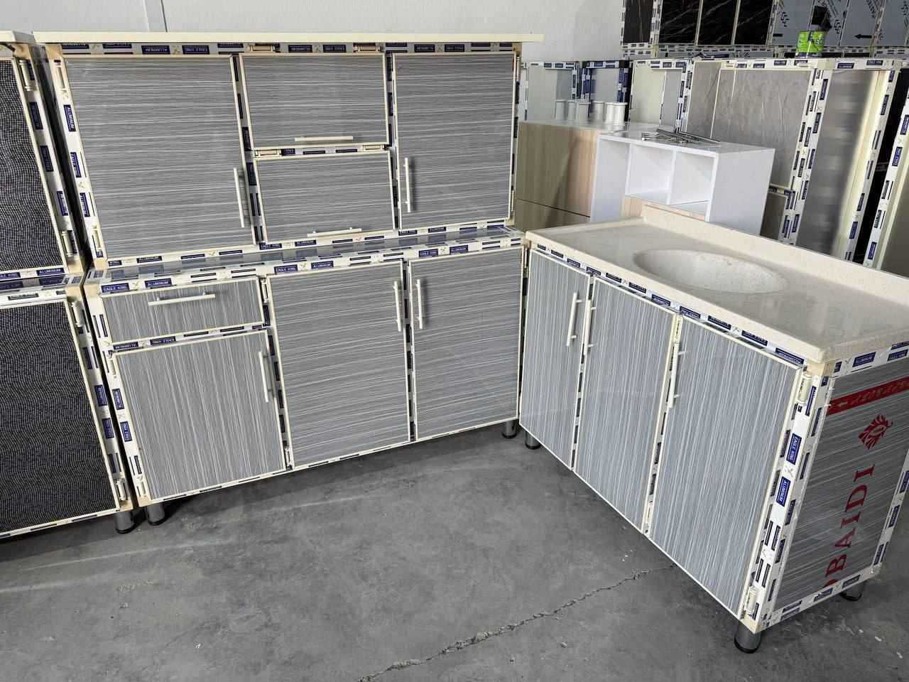 كاونتر متر ونص ارضي وملحق مع سنك متر و20 سم 

البوري المنيوم صيني درجه اولى
الداخل والظهر بليت 0.7 ملم 
سقف الأرضي مبطن خشب MDF
الأرجل ستيل 
اليدات بوري ثقيل 
المحلق ديكور شفقه
متوفر توصيل بغداد والمحافضات🚀🚀
السعر 300👍
للحجز مراسله الصفحه او عبر الواتساب *********** بغداد, العراق
