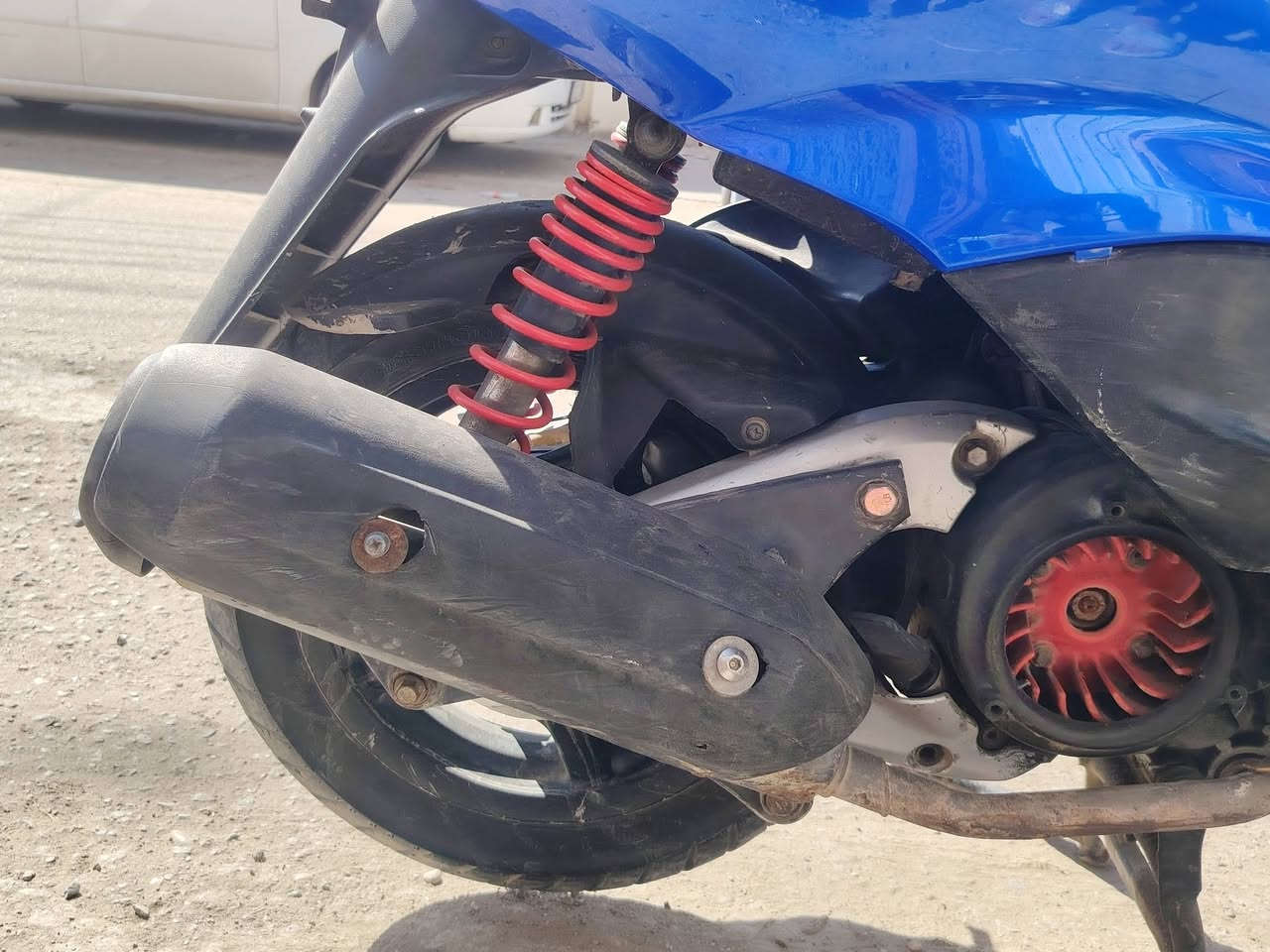 سلام عليكم سكنس نثيه للبيع    هندر عطلان نكره سلف  كهربائيات دبل اشاره بك لايت بس   كلوبها الامامي محروك  400وبيها مجال مكاني بغداد الصليخ 
***********
