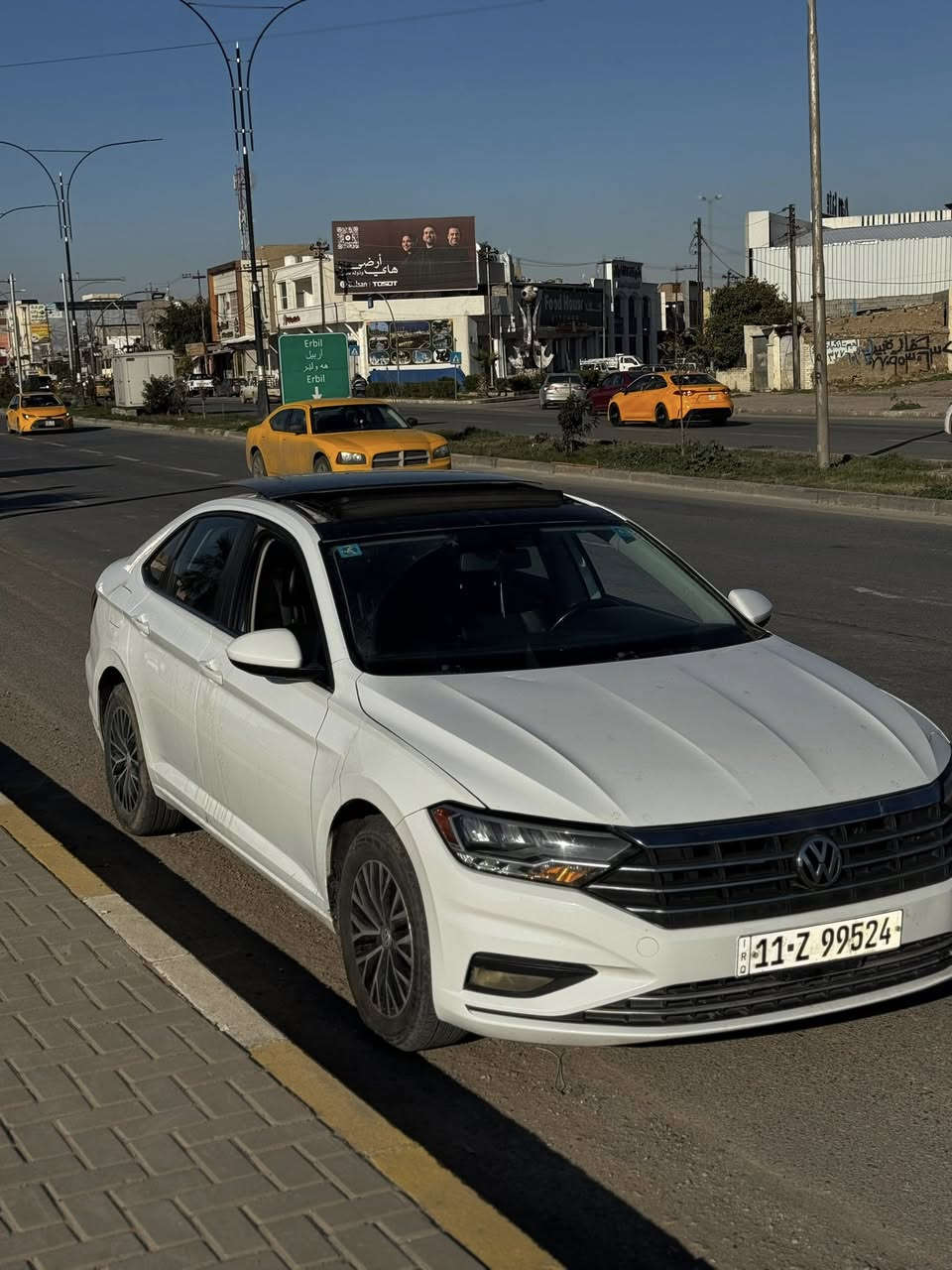 السلام عليكم جيتا للبيع مديل 2020 محرك 14 توربو مواصفات  R line رقم بغداد مشروع وطني بسمي تحويل بكل المحافظات
سيارة فول فول مواصفات 
بانوراما 
بصمة بصمة ابواب بصمة صندوك
شاشة كار بلي كامرة دوارة
نقاط عمياء بالمري
رادار امامي وخلفي
نظامم توقف ذاتي 
فول تحكمات ستيرن
كشنات جلد مع تدفئة كشنات
سيارة ماشية 48 الف حقيقي سيارة كلش نضيفة وجديدة
حادث سيارة 3 قطع سطحي بدون دواخل ولا شاصي شرط وهلال الجاملغ صبغ 
مكان السيارة كركوك 
السعر 138 وبيها مجال
رقم مبايل ***********
