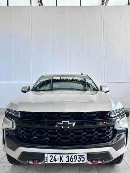 رقم السيارة : دهوك
موقع السيارة : دهوك 
نوع السيارة :تاهو  Z71 ضمان شركة منصور 
موديل السيارة :2023 
المسافة المقطوعة: 19.000 كيلو 
حجم المحرك : V8 5.3 
مواصفات: Z71 فول واحد على واحد 

بصمةً تشغيل 
بصمة ابواب 
تشغيل عن بعد 
كراسي جلد كهربائي 
كراسي خزن وضعيات 
كراسي تدفئة 
كراسي خلفيه ايضا تدفئة 
دفع رباعي 4*4
العداد  دجتال إلكتروني 
سستم سماعات Bose
شاشات خلفية 
بانوراما 
كاميرا 360 / 5كاميرات بدقة عالية 
صندوق كهربائي 
رادار مانع تصادم امامي 
رادار خروج عن المسار 
رادار نقطة عمياء 
رادار خلفي 
شاحن لاسلكي للجوال 
ستيرن كهربائي 
ستيرن تدفئة 
حساسات أمامية خلفية 
لايت زينون LED
تحكات كهربائية كراسي خلفية 
اوتو ستوب 
جكات لرفع مركبة 
بريك كهربائي 
دشبول مع ابواب مطعم بالفورميك 
سيارة بيها بعد مواصفات عديدة 

ملاحظات: السيارة كلين تايتل مكفوله كفاله عامة خليجي ضمان وكالة المنصور جديدةً ما شاء الله سيارة مغلفه كامل PPF فرنسي 25 ورقه 

السعر  61.000$ مجال 

***********
*********** سميل
