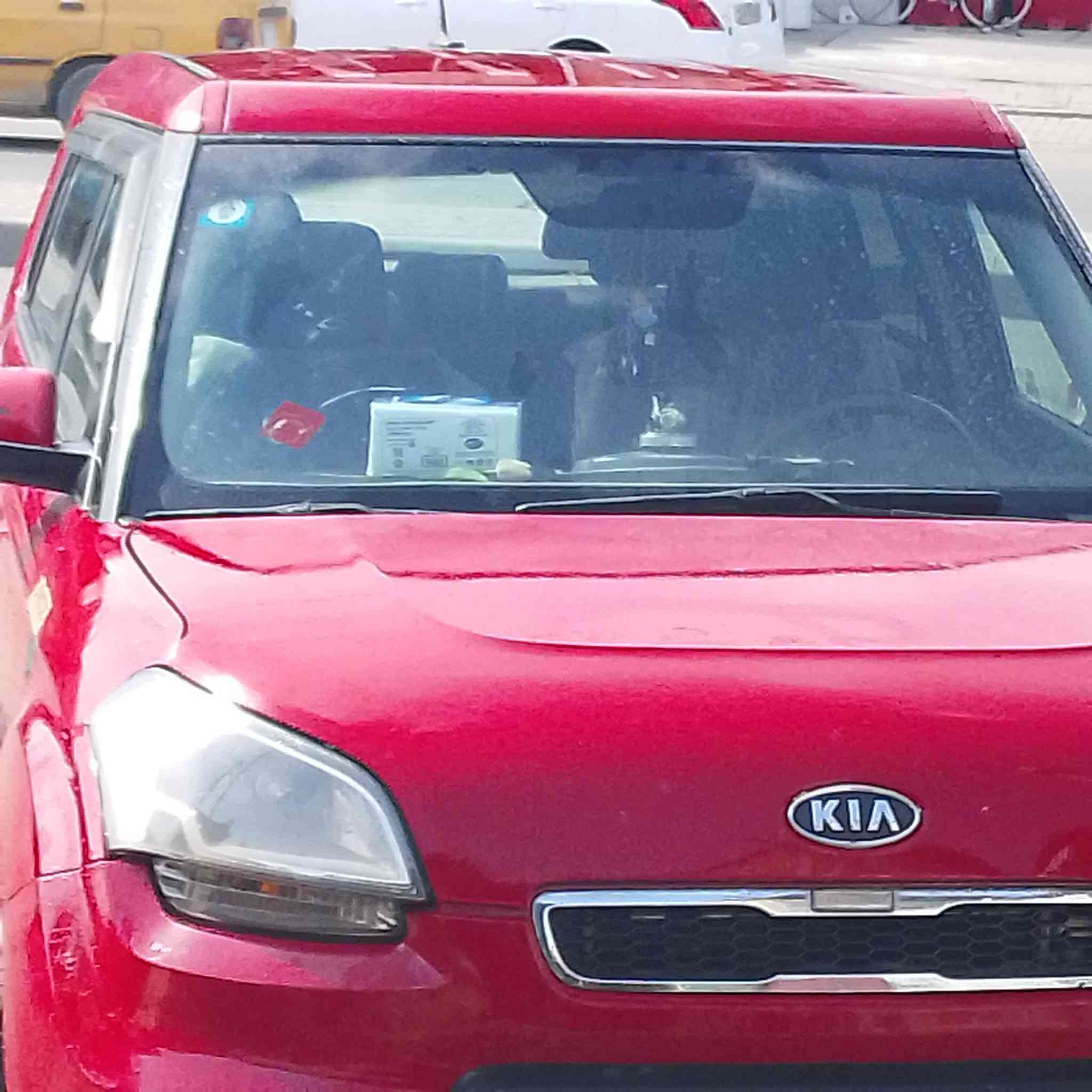 سلام عليكم سياره كيا صول موديل ١١محرك ٢٠٠وارد امريكي حادثه جاملغ امامي ودعاميه ***********
