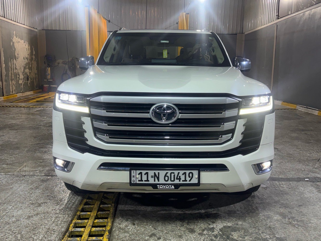 لاندكروز 2022 VX تون تيربو مكفوله كفاله عامه مشايه 30،000 السياره والسياره مغلفه ppf الشراي يتصل ***********