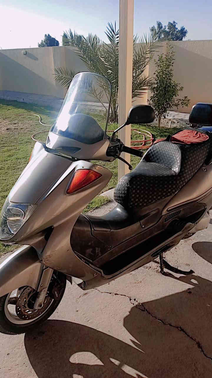 السلام عليكم دراجه فورسايد دراجه خير من الله كل نقص مابيهة مكينه 250c صاروخ سعر 650وبيهه مجال حك جيه ***********
