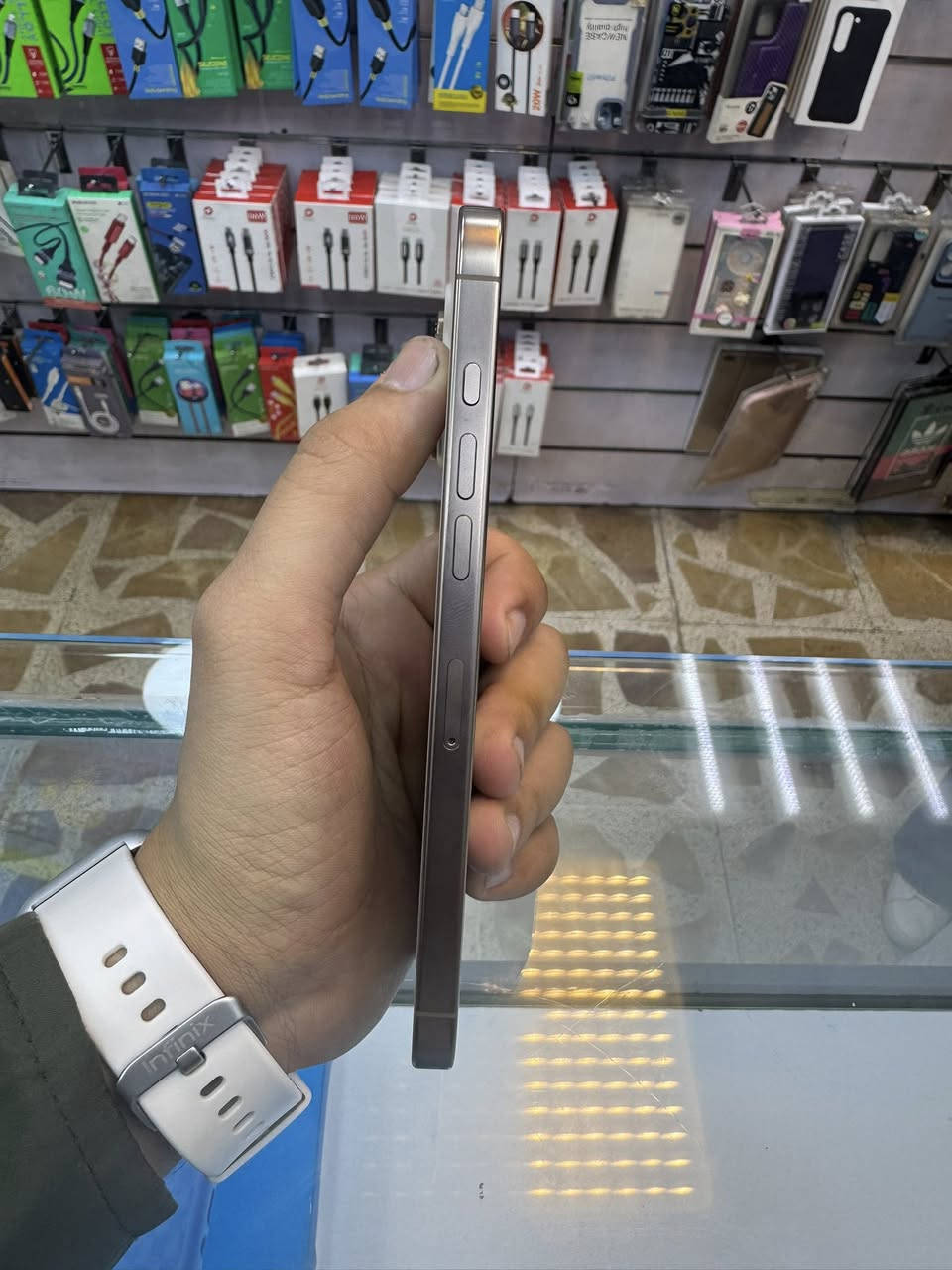 16 برو ماكس
سلام عليكم ايفون16 برو ماكس ذاكره 256 بطاريه100 كارتونه ويا  السعر1400 مكاني بغداد العامريه❤️


**إذا كنت صاحب هذا الإعلان وتريد حذفه لأي سبب، رجاءا أرسل رسالة إلى الدعم الفني**