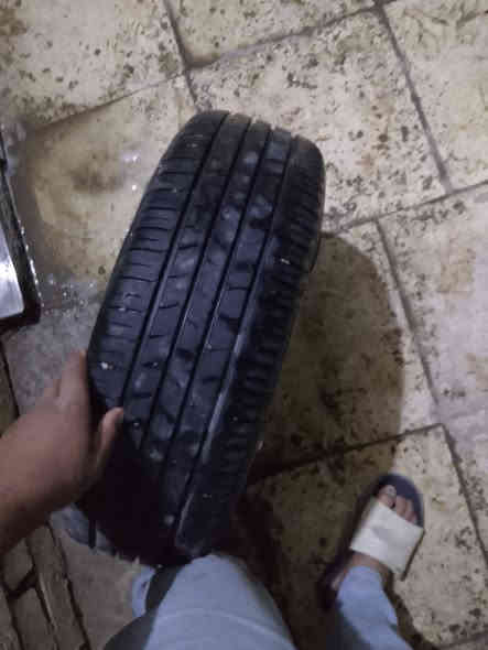 اسلام عليكم وياله حجم 14 تخم تاير نضاف للبيع 125 وبي مجال خابر وبل خدمه *********** مكان بغداد تقاطع درويش حي التراث
