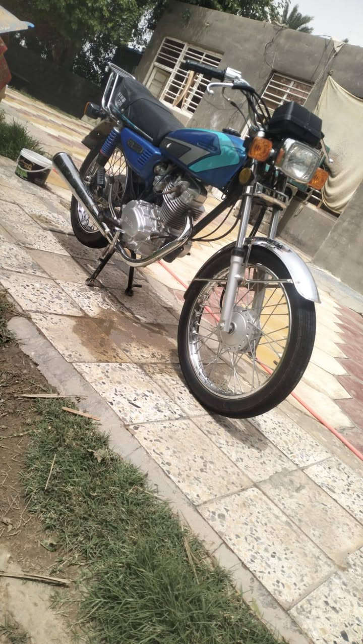 نامه البيع موديل 25 سعر 650 رقم ***********
