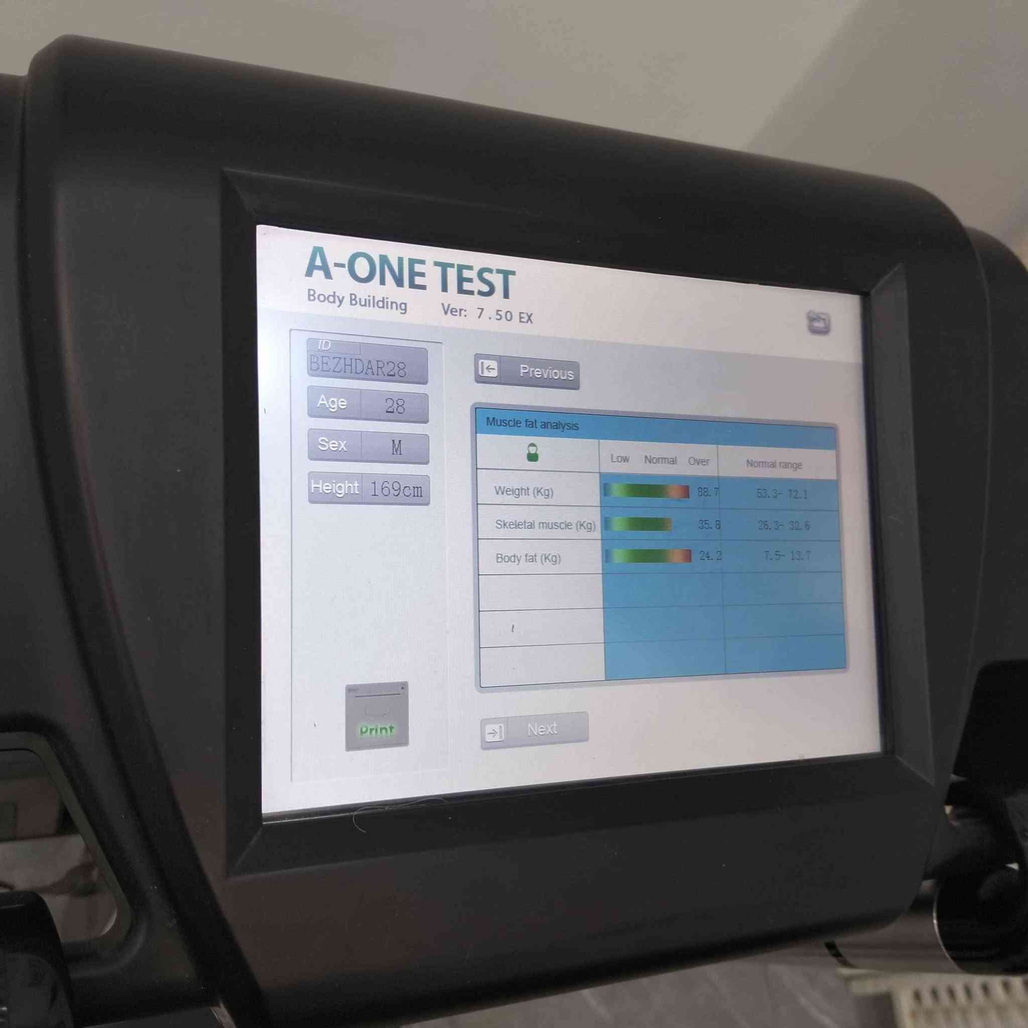 هذا الجهاز هو ميزان خاص يفيد قاعة الرياضة وعيادات ومراكز التغذية والحمية الغذائية  تعمل على إيجاد الكثير من المعايير الخاصة بالجسم مثل الوزن ونسبة الدهون ونسبة العضلات ودرجة السمنة والعمر الفيزيائي ودهون الأحشاء وتكون النتائج على شكل تقرير مفصل كما موضح بالصورة كركوك, العراق


**إذا كنت صاحب هذا الإعلان وتريد حذفه لأي سبب، رجاءا أرسل رسالة إلى الدعم الفني**