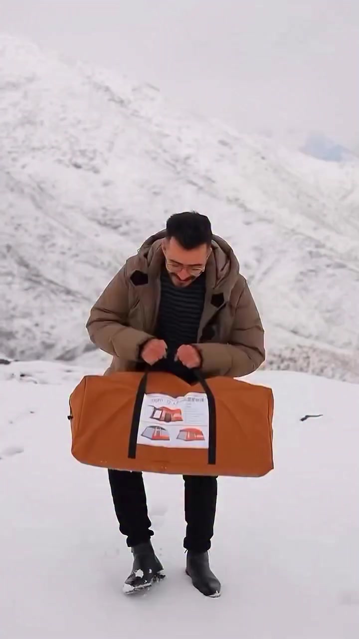 خيمة تخييم عائلية_  يلزم 12_ نفر للنوم 🔥من(🏕️ معرض كشتة🏕️) 
إذا تحب التخييم والجو الماطر والغابات الخضرا 🌲
هاي الخيمة مصممة حتى تعيش التجربة وانت مرتاح!

وصل وجبه جديد سارعيو احجزو الان كمية محدوده🔥🔥🔥

قياس كبير : 420×310 قياس كبير 

طول 420 
عرض 310 سم 
الارتفاع: 2 متر 
غرفتين
✔️ واسعة وتكفي عائلة كاملة
✔️ قماش قوي يتحمّل المطر والبرد 🌧️
✔️ تهوية ممتازة بشبابيك شبچ ضد الحشرات
✔️ نصبها سهل وتثبت زين حتى بالجو الصعب
✔️ مثالية للغابة، الرحلات، والكشتات

بسعر مناسب جدا من معرض كشتة🔥 
اكتب تم و تجيك تفاصيل والسعر كامل

خيمتك تكون بيتك بالطبيعة 🏕️
دگها، اقعد، حضّر چايك واستمتع بالهدوء 

اكتب تم وتدلل

عنوان : كركوك شارع جمهوري مودا مول 

متوفر توصيل للجميع محافظات العراق 5 الف 

*********** بي واتساب

#camping #كركوك #كركوك_طريق_بغداد كركوك_الحبيبه #خيمة #كشته
