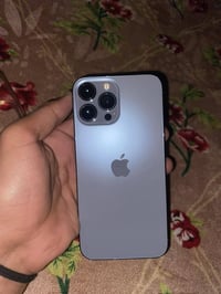 13برو ماكس للبيع بطاريه88ذاكره512فول نضافه كامل ملحقات سعر خاص 0783431...