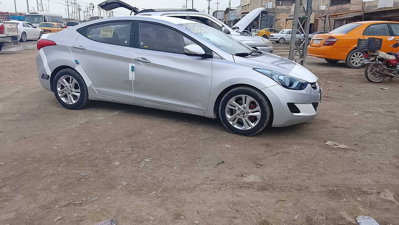 اللهم صلي على محمد وال محمد اخوان سياراة النترة مضلع موديل 13سيارة جاهزة علة اخر حباية مكينة الف وثمنمية سياراة فول مواصفات ماعدة الفتحة مكفولة كفالة عامة ماعدة الكصة جنطة الشراي يتصل وتدلل مكان ناصرية سوك الشيوخ ***********
