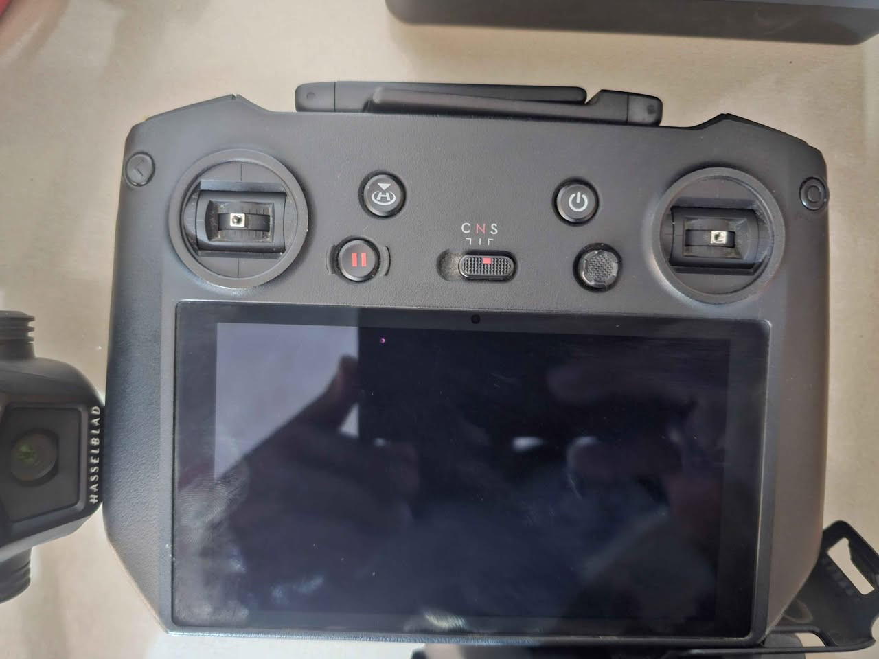 السلام عليكم حبايب dji mavic 3 pro  مافيك 3 برو وياهه كونترول بث مباشر الطيارة نضافة 99 
سعرهه 23 ورقة ويه الكونترول البث علما سعر الكونترول وحده ب مليون و200 اني ابيع كلهه هيه والكونترول ب 23 ورقة 
مكاني كربلاء توصيل معندي كربلاء, العراق


**إذا كنت صاحب هذا الإعلان وتريد حذفه لأي سبب، رجاءا أرسل رسالة إلى الدعم الفني**