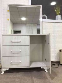 طاولة مكياج • تازة • السليمانية