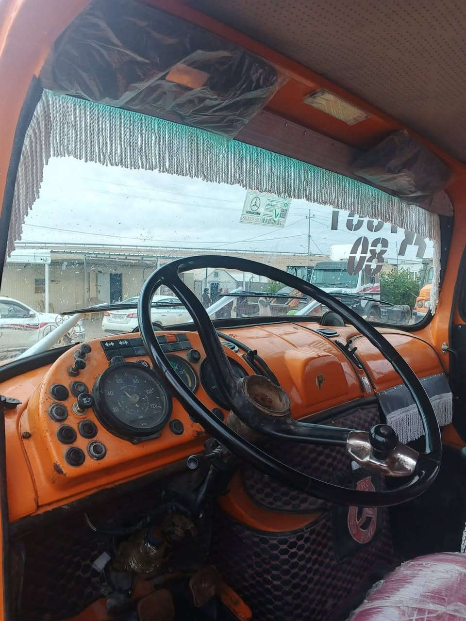 السلام عليكم للبيع موديل ٧٥ مايلر ومطوله شاصي عريض رقم الانبار انكليزي ب اسمي بسنويه دنكر تخم تاير جاهزه سعر ٤٥ مليون وبيها مجال الاستفسار عن هذا رقم مكلف بنشر ***********. ***********
