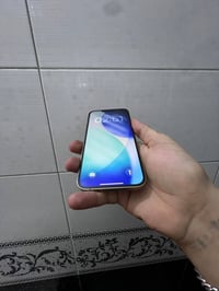 13 برو ماكس ذاكره 256 بطاريه 93 جهاز زلغ مابي امبدل بطاريه من ابل يعني...