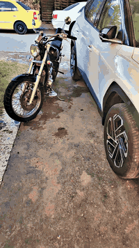 السلام عليكم هوندا ستد ٤٠٠ مكفوله كله بلاد ماناقصهه  شي السعر ١١ ورقه مكان بغداد ***********
