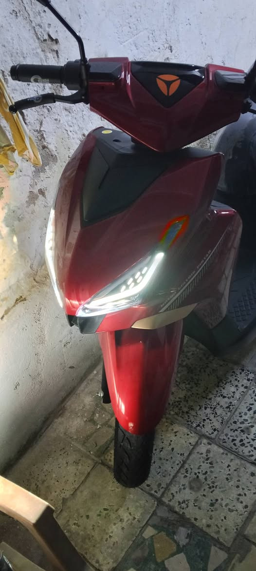 دراجة ياديا ليثيوم أعلى فئة بلياديا صارلي 25 يوم ماخذها والوصل موجود ضمان 3 سنوات مماشية هواي مغلف الكشن مالتها مكاني بغداد الجادرية سبب للبيع لغرض السفر بلعافية علياخذها السعر اتصل وتدلل *********** وسعرها معروف بلشركة مليونين وخمسين بس اني عارضها جوة السوك
