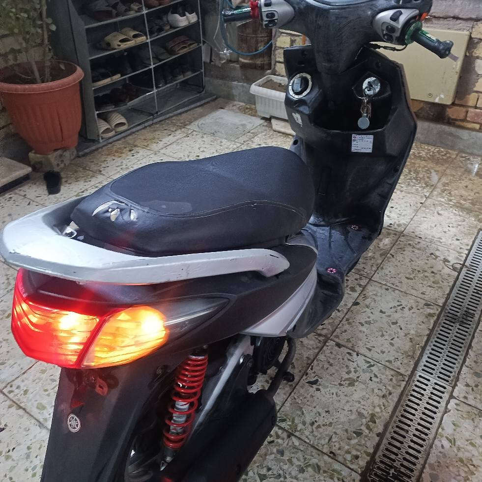 سكنس فحل تشتغل وتطفه ما اعرف اشبيه ابيع طافي ***********
