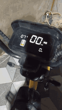 السلام عليكم بايسكل شحن للبيع حجم 20اربع سرع بطاريات جديده مكان كربلاء طريق النجف السعر300 وبي مجال  الرقم ***********
