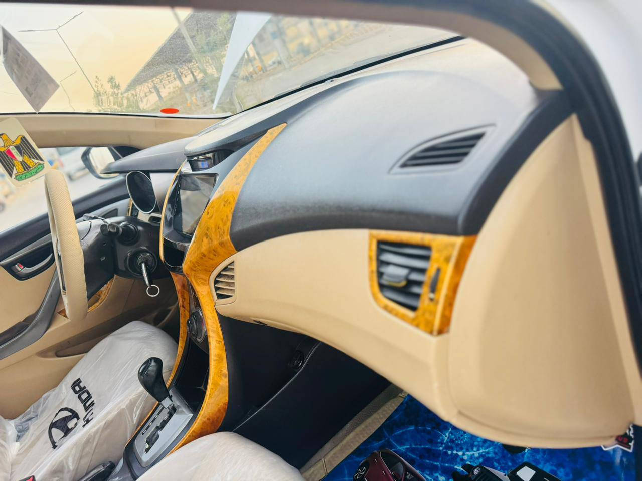 الانترا ١٣محرك ١٦٠٠ بيه باب ودوائر جاملغات الخلفيه صبغ
للبيع او مراوس اوبتيما ٨ أو ٩ أو ١٠  الرقم بصره مكان ذي قار
***********
