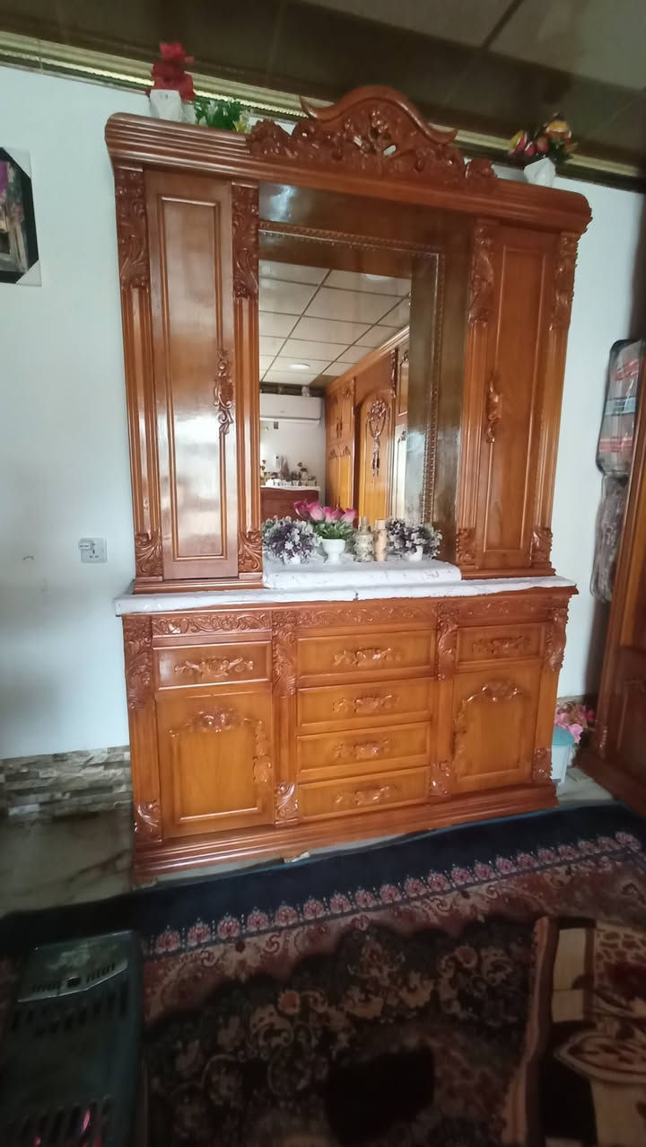 غرفه خشاب نضيفة السعر
مليون ونص اتصل على رقم ***********
