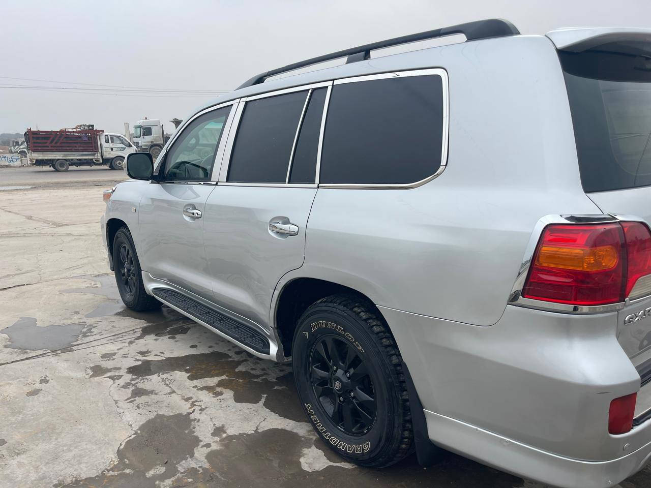 سلام عليكم لاندكروز 2011 ((مصفحه))) بل كامل شركات مكفوله. مكينه كير كفاله سياره حلوه وجديده ماناقصه شي السعر 160 مكان السياره  كربلاء
رقم تلفون ‏‪***********‬‏
