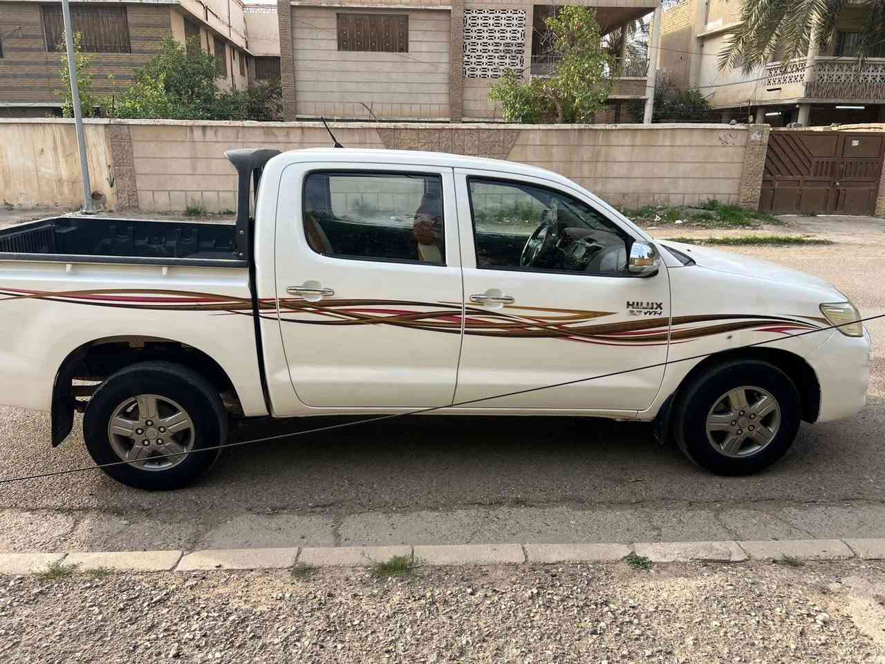 السلام علكيم بيكم هايلوكس موديل 2015
كويتي اوتوماتيك شاصي 19
سياره جاهزه من كلشي 
رقم واسط
اتصل وتعرف التفاصيل اكثر 
المكان سياره ديالى بعقوبه***********
