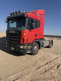 شاحنة • للبيع