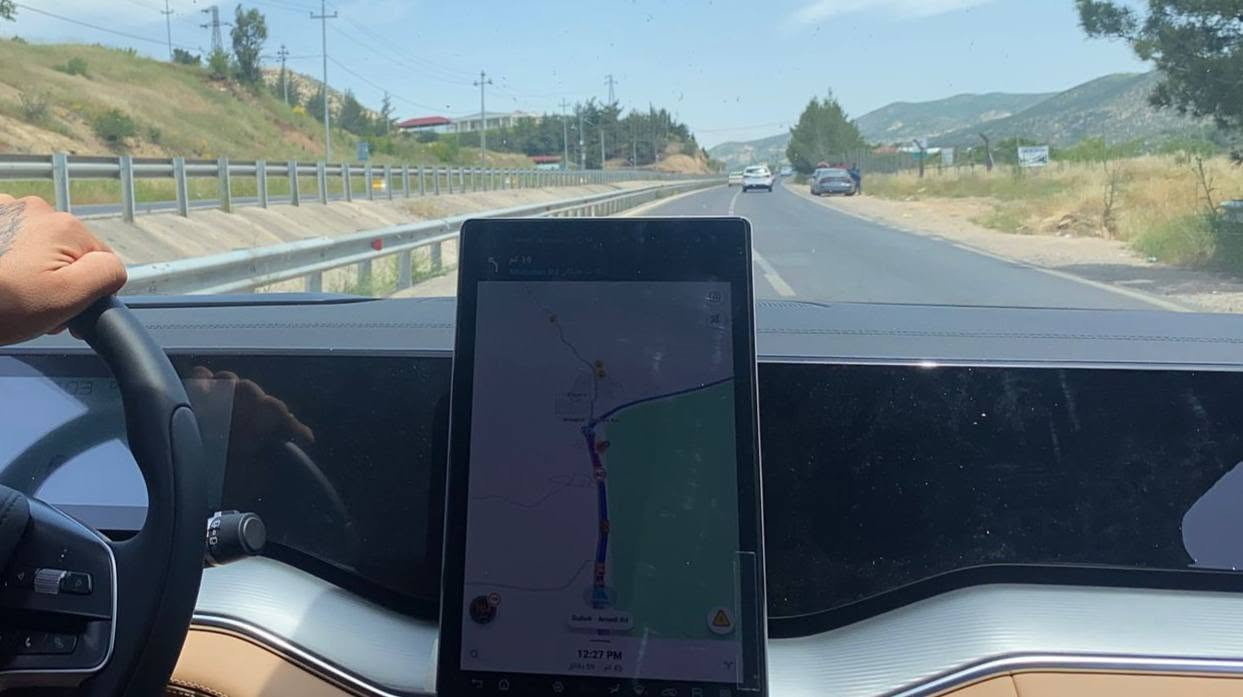 سونك ايل 
🚗 ماشية 3000 كم فقط

✅ كرسي كهربائي 

✅ تبريد وتسخين للمقاعد 

✅ سقف بانوراما

 ✅ جنطة كهربائية

 ✅ أوتو بارك (اصطفاف تلقائي)

 ✅ رادار ومساعدات قيادة

 ✅ كاميرات محيطية 360° (5 كاميرات)

 ✅ داش كام مدمجة (جميع الكاميرات تعمل كتسجيل داش كام)

✅ شاشة كبيرة ونظام ذكي 

✅ شاشة دوّارة (قلابّة) 

✅ دخول وتشغيل بدون مفتاح 

✅ شحن سريع

✅ إضاءة LED كاملة

📍 مرقم بغداد

💰 السعر: 31,000,000 دينار فقط

🔥 سيارة بحالة الوكالة 100% 🔥 استعمال خفيف جداً ونظافة ممتازة 🔥 لا تحتاج أي مصروف 🔥 مواصفات فخمة وسعر منافس جداً

📞 *********** استفسار راسلني على وتساب 

💣 💣
