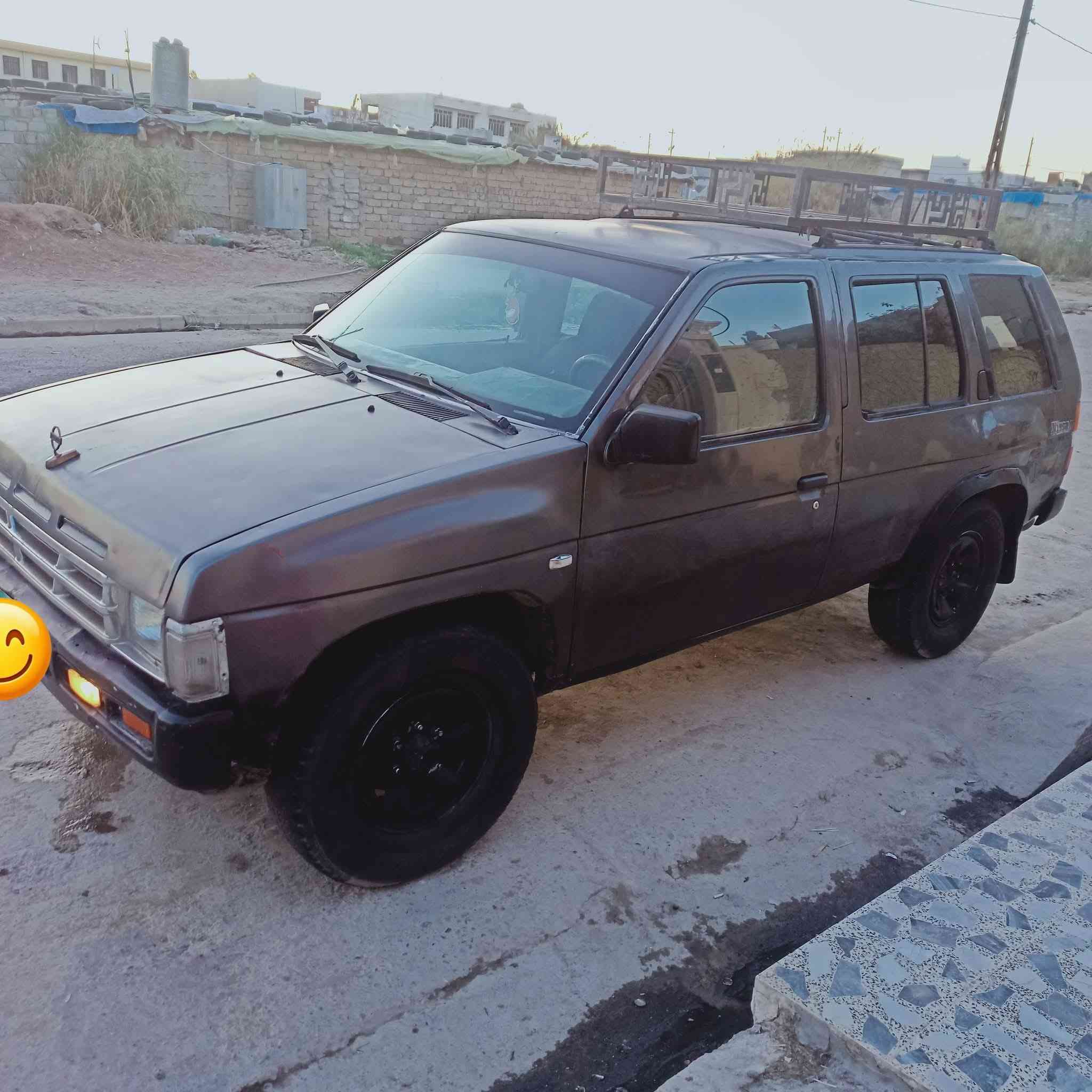 نيسان بافندر مديل 93 دفع رباعي بس ملغي رقم نينوى مصطره بأسمي سنويه لي 31 محرك تعبان كير شرط كير عادي سياره للبيع وترهم مراوس حسب القناعه شعندك مراوس نزلها مكاني موصل ***********
