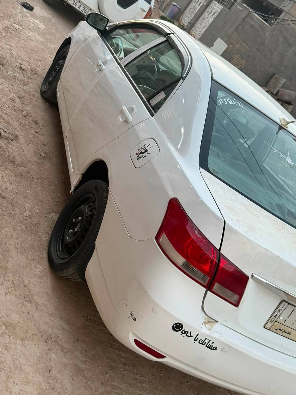 بي وايدي G3موديل 13 اوتماتيك
كير وحرك  وتبريد وتخم تاير مكفول دواخله نظيفه
فقط باب بي طخه مصلح 
جاهزه بدون نقص 
السعر 44
مكاني واسط الكوت 
***********
***********
