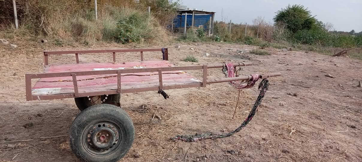 للبيع ٢٥٠ الف ***********
