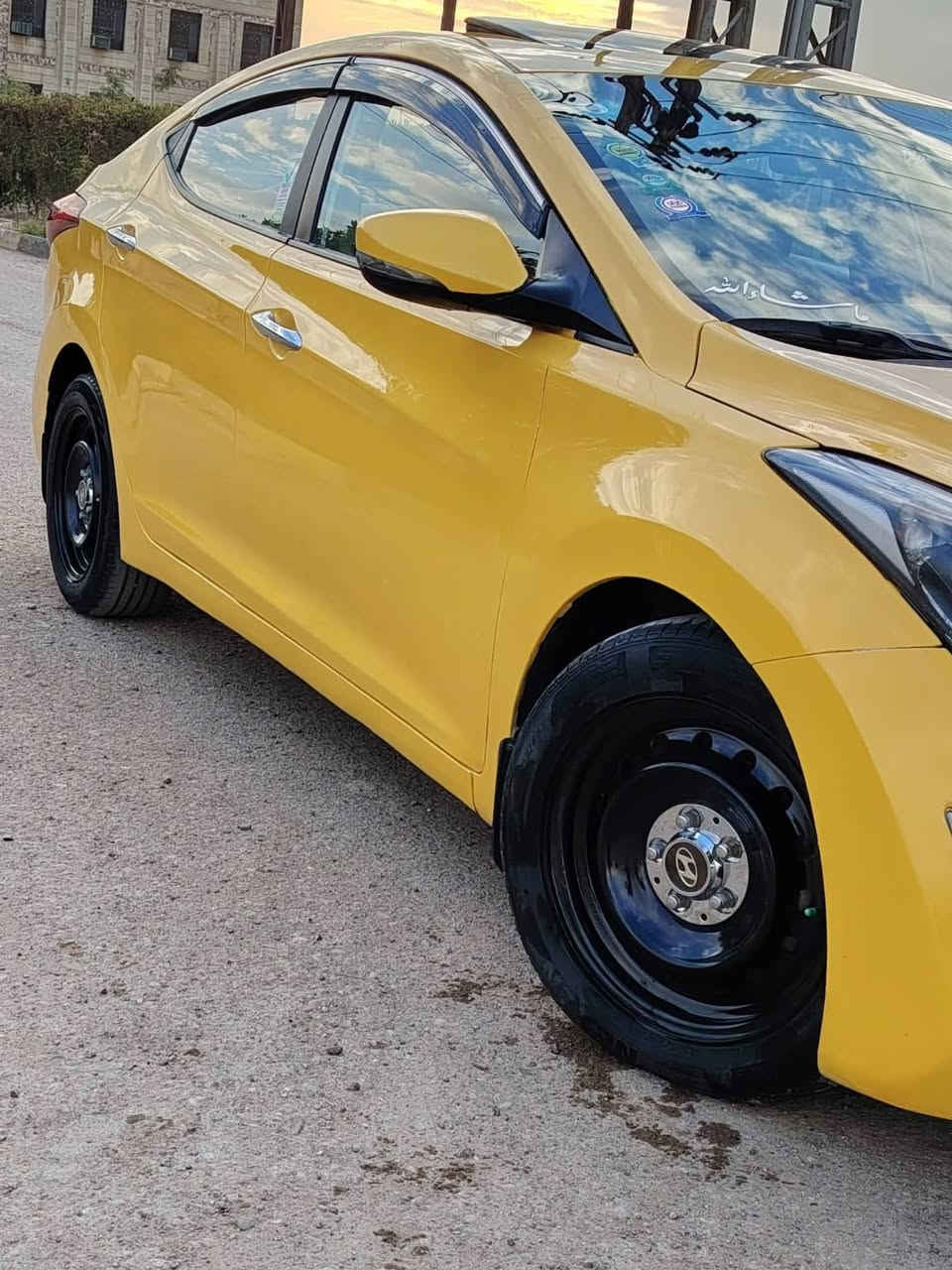 السلام عليكم ورحمة الله وبركاته اخوان الانتره المتدد موديل 15 السياره كفاله عامه بيهه سونار السبير منازل ابسمي السنويه 28 تحويل ثاني يوم السياره خير من الله مال جناي السعر 100 وبيهه مجال بصيط الرقم الهاتف *********** واني ابخدمت الطبين
